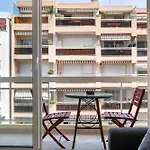 Jardin Pauline 2 Pieces Balcon Proche Lägenhet
