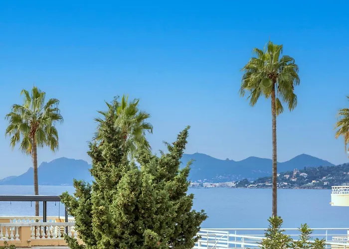 Jardin Pauline 2 Pieces Balcon Proche * Juan-les-Pins